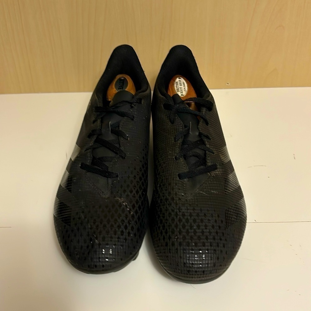 Adidas predator soccer cleats Size 13